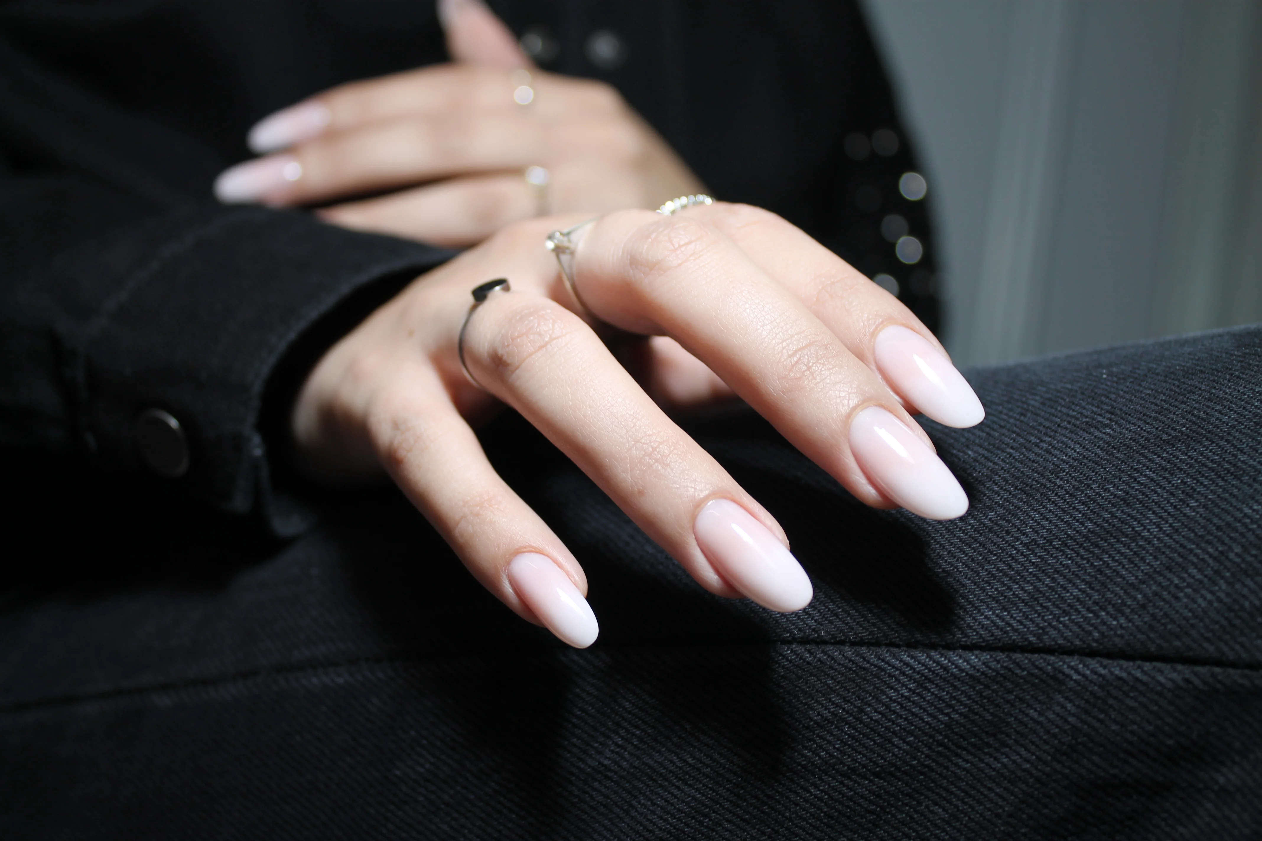 Uñas con gel y estructura natural